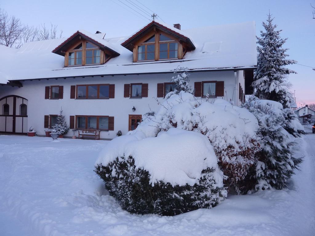 Michlhof Apartment Oberostendorf Exterior photo